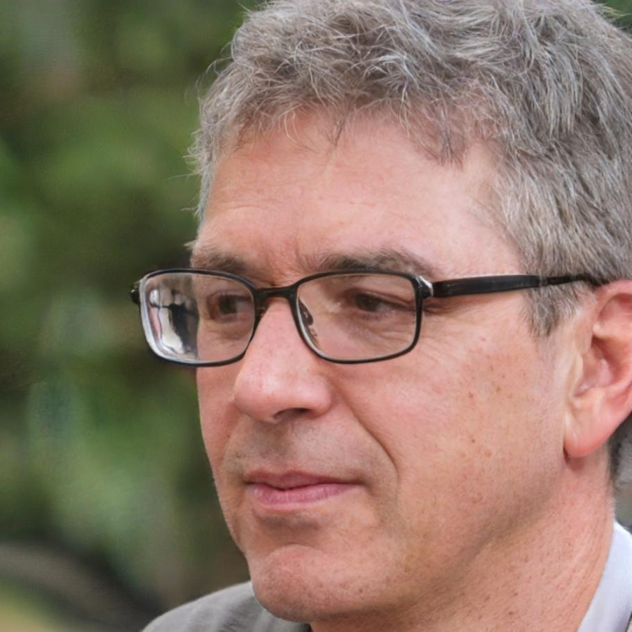 Portrait of Felix Kowalski, Debt Management Advisor